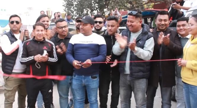युवा संघ नेपाल बुटवलले फुटबल प्रतियोगिताको फाईनलको पूर्व सन्ध्यामा बुटवलमा निकाल्याे र्याली